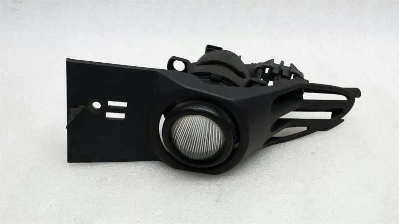 BMW 7 Series E65 Right Front Foglamp 63178379684 Right Fog Light