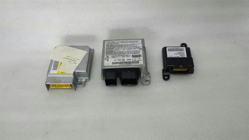 Jaguar XJ6 X350 safety module ECU set C2C26062 air control unit SRS set