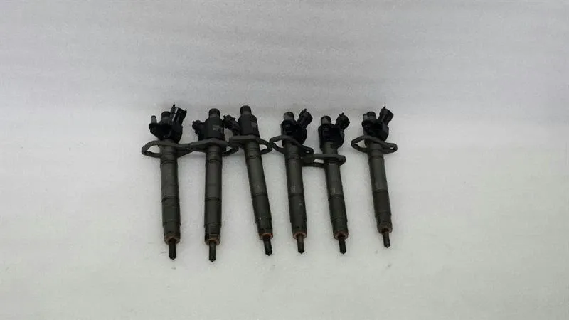LAND ROVER Range Rover Sport L320 Injector LR031485 Fuel Injector 9X2Q-9K546-DB