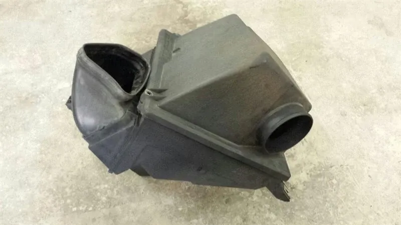 Audi S8 D2 Airbox 077133837AE Air Filter Box 077129620C