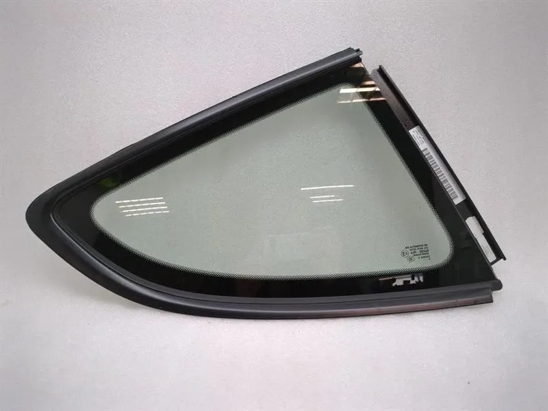 Porsche Cayman 718 GT4 Right Rear 1/4 Glass 98154311212 Door Panel 1/4 Rear RH