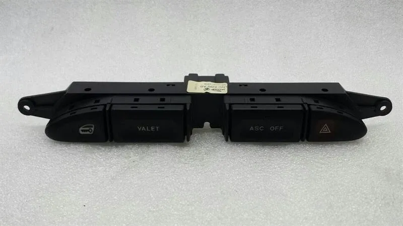 Jaguar XJ X308 Switch Pack LNC6290AB Switch