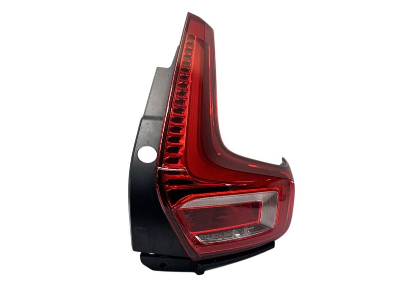 31446791 Tail light, right VOLVO XC40 / EX40 / EC40 (536, 539) (2017-)