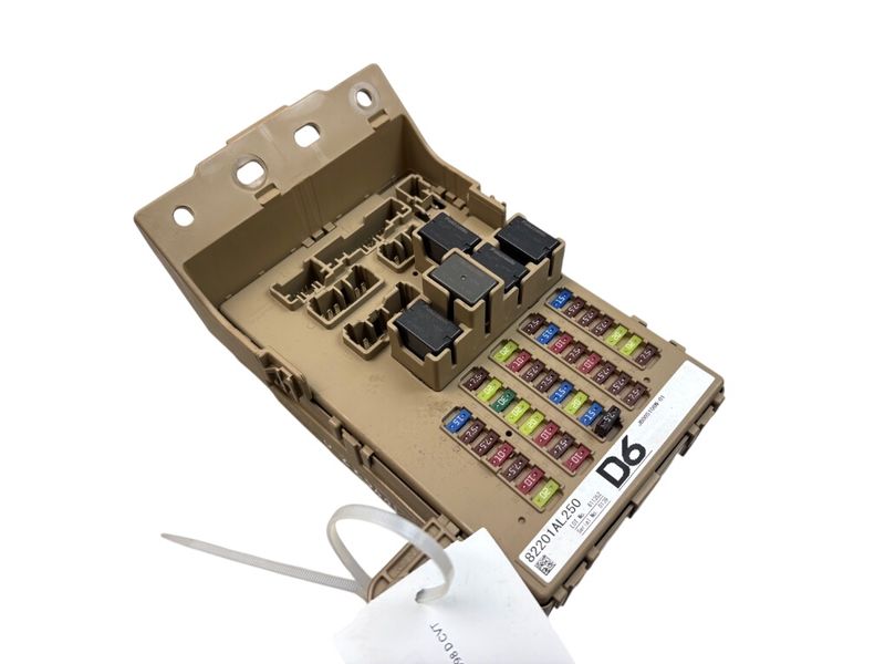 82201AL250 Fuse box SUBARU LEGACY VI / Outback (2014-2019)