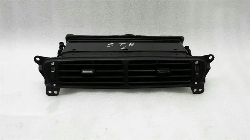 Jaguar XJ X308 Center Air Vent 1X43-6770-AG Vent Vent Grille