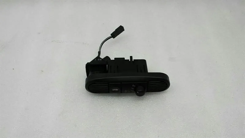 Jaguar XJ light/trunk open switch 1040096116 switch trunk open