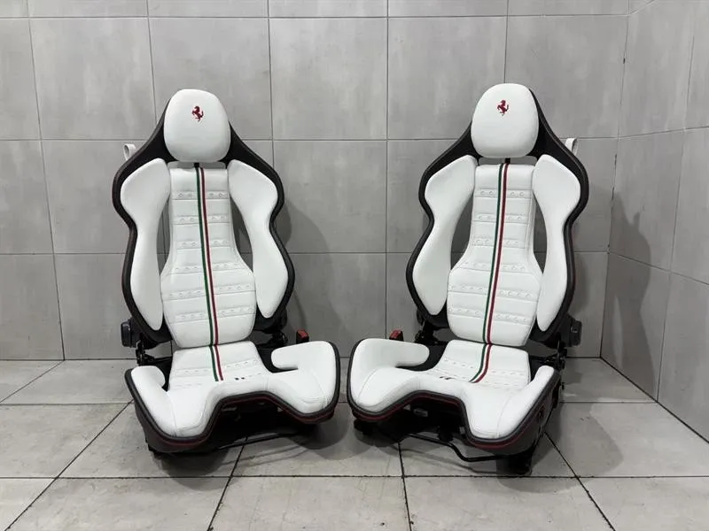 Ferrari 296 GTS LIVERY TAILOR MADE F171 SEATS SEATS STUDIO SIZE L MATTE CARBON