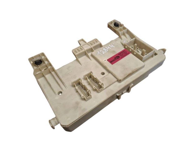30728906 Fuse box VOLVO S40 / V50 / C30 / C70 (MS, MW) (2004-2012)