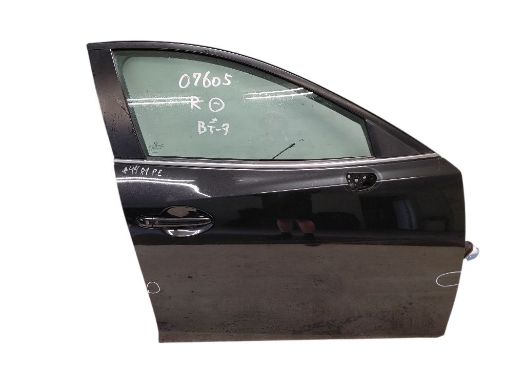 B45A58010 Door Front Right MAZDA 3 III (BM) (2013-2018)