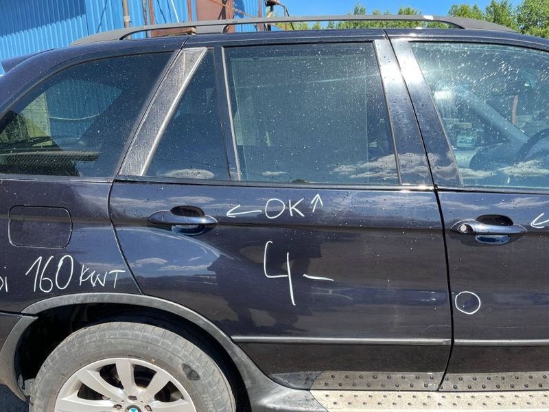 8256828 Door Rear Right BMW X5 (E53) (2000-2007)