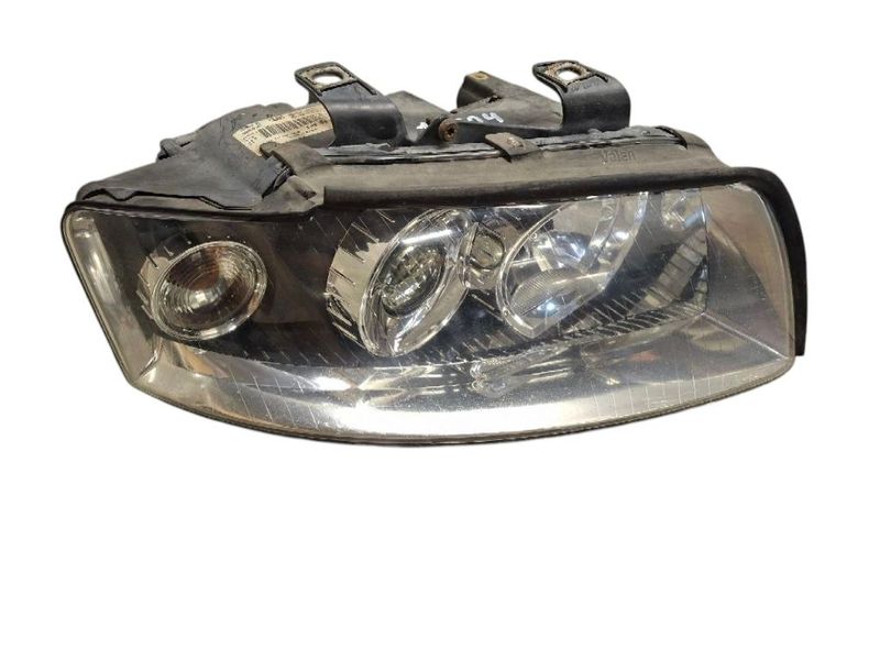 89309160 8E0990008S Headlight right AUDI A4 (B6) (2000-2004)