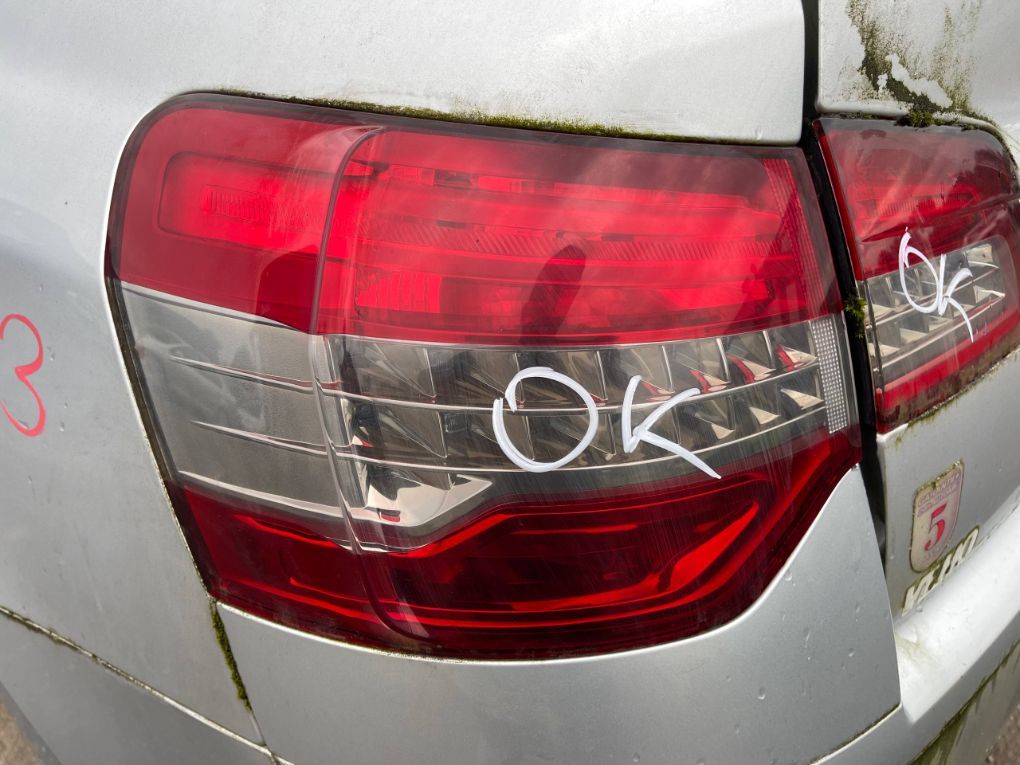 Tail light left CITROËN C5 II (2008-2019)