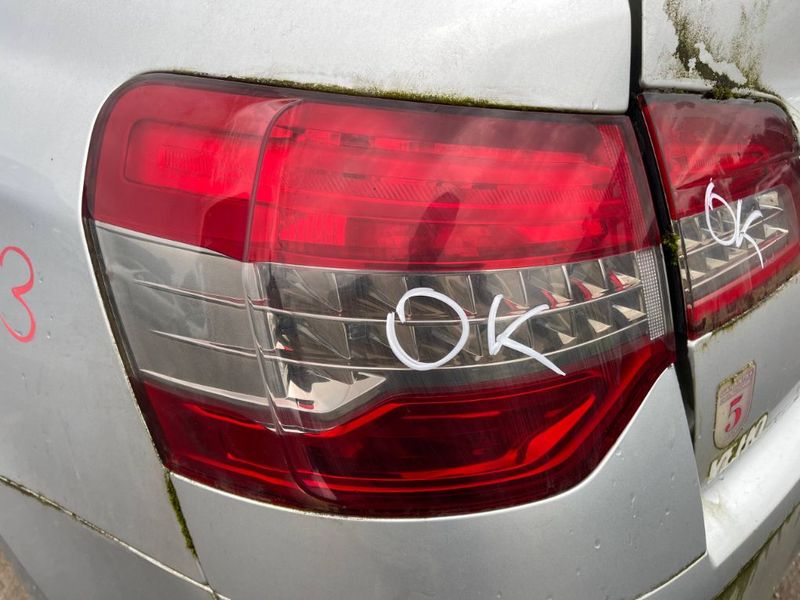 Tail light left CITROËN C5 II (2008-2019)
