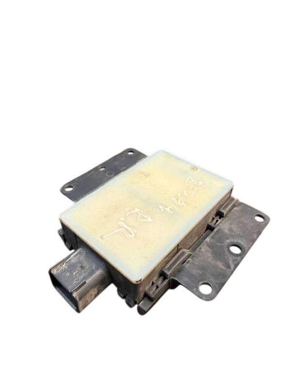 31687597 BLIND SPOT radar  sensor VOLVO S60 II / V60 I (2010-2018)