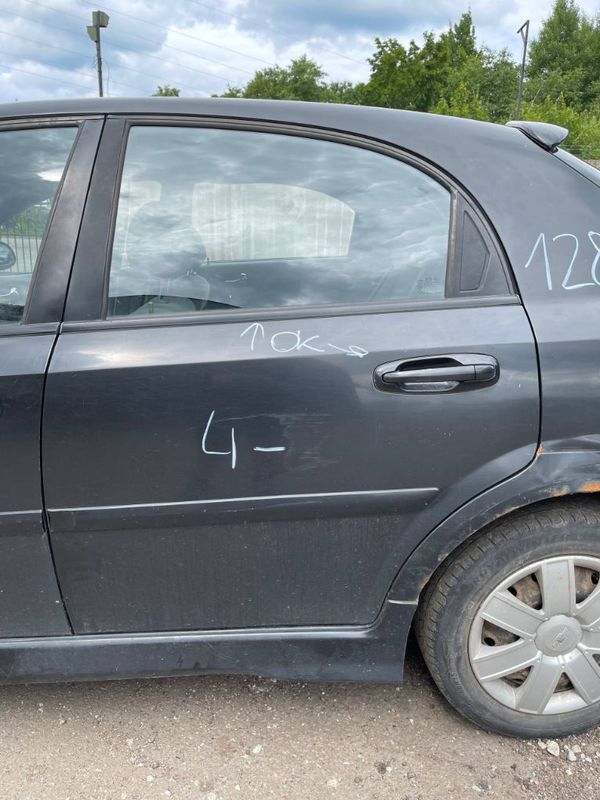 Dörr bak vänster CHEVROLET LACETTI (J200) (2003-2013)