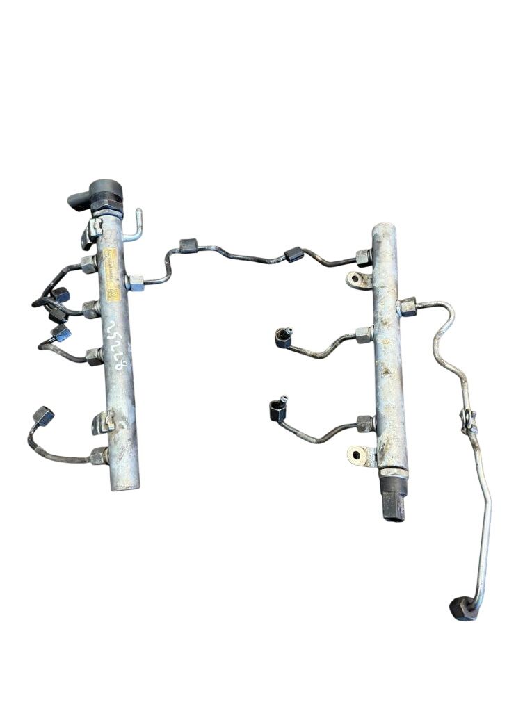 A6420706495 6420700495 A6420700695 6420700695 Fuel Distributor / fuel rail JEEP GRAND CHEROKEE III (WH) (2005-2010)