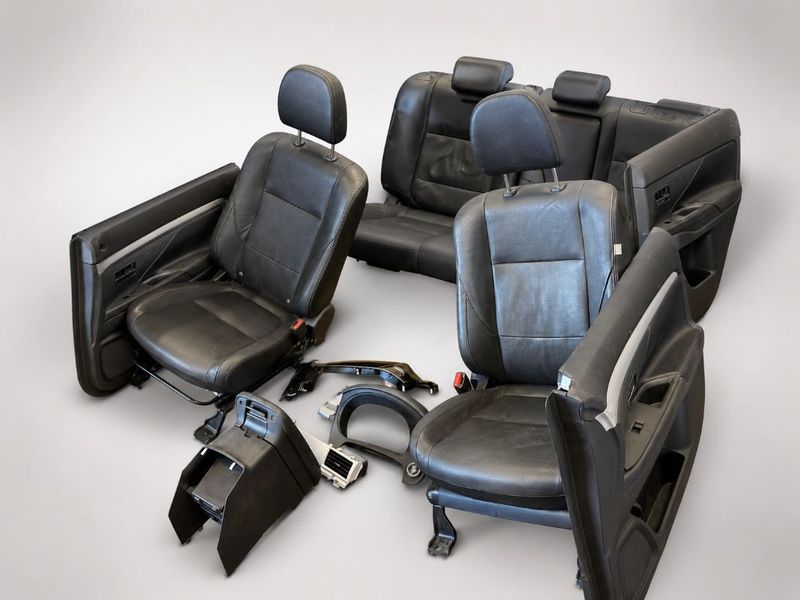 Set Of Seats MITSUBISHI OUTLANDER III (GG, GF, ZJ, ZK, ZL) (2012-2021)