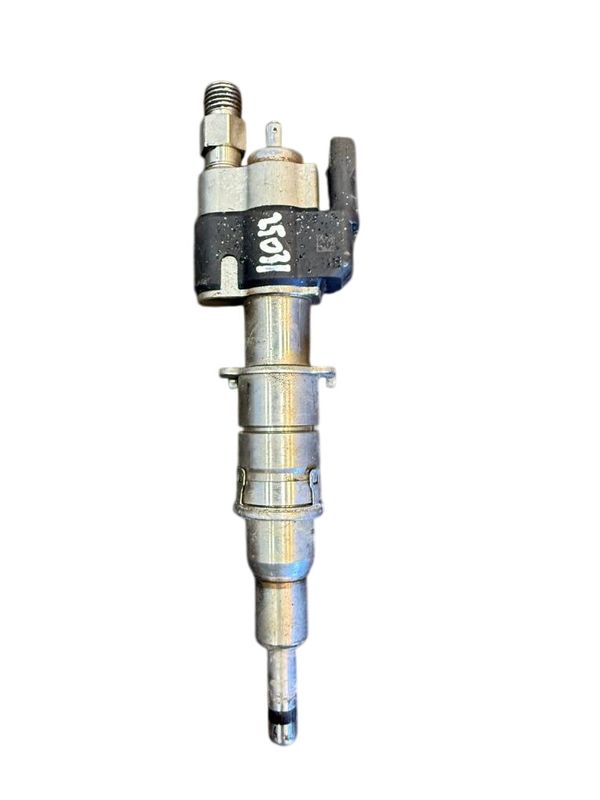 13537585261 7585261 Fuel Injector BMW 7 (F01, F02) (2008-2016)