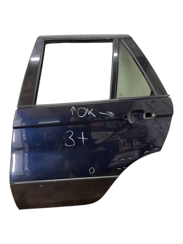 8256827 Door Rear  Left BMW X5 (E53) (2000-2007)