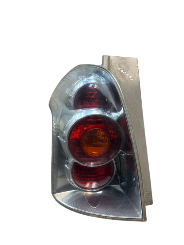 815610F020 Tail light left TOYOTA COROLLA Verso II (AR10) (2004-2009)