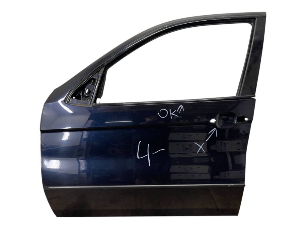 8256823 Door Front Left BMW X5 (E53) (2000-2007)