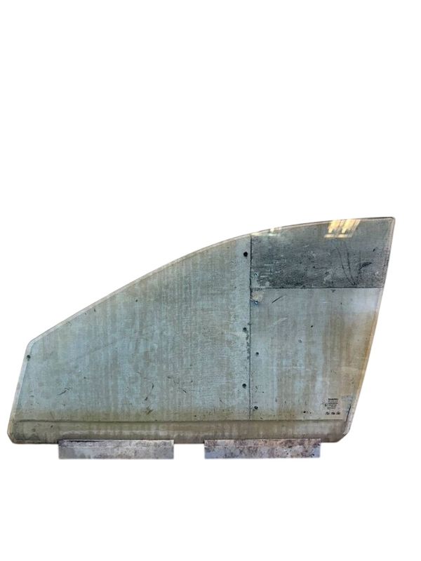 31218924 Door window glass front left VOLVO XC90 I (2002-2014)
