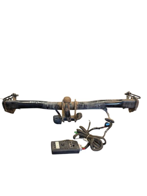 30664652 12245629 30660691 Towbar VOLVO XC90 I (2002-2014)