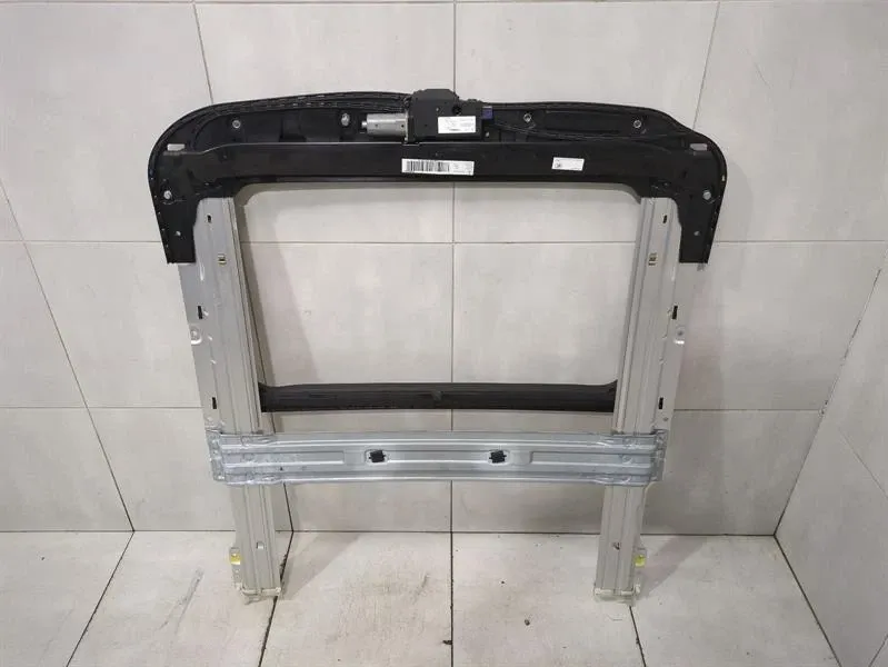 Mercedes G W463 Sunroof Frame + Engine A2057807100 Sunroof Frame A4639004804