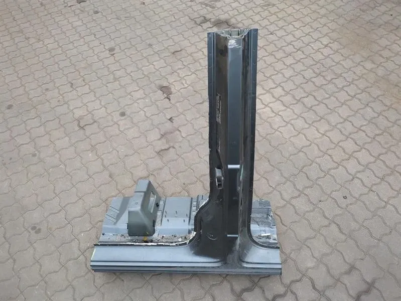 MERCEDES G-WAGEN W463 SIDE SKIRT A4636302703 LEFT LEFT B PILLAR CHASSIS