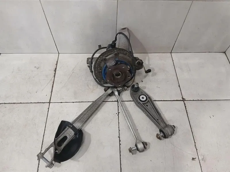 Porsche Boxster 718 Left Front Hub 99134115705 Wheel Bearing Housing Front Left