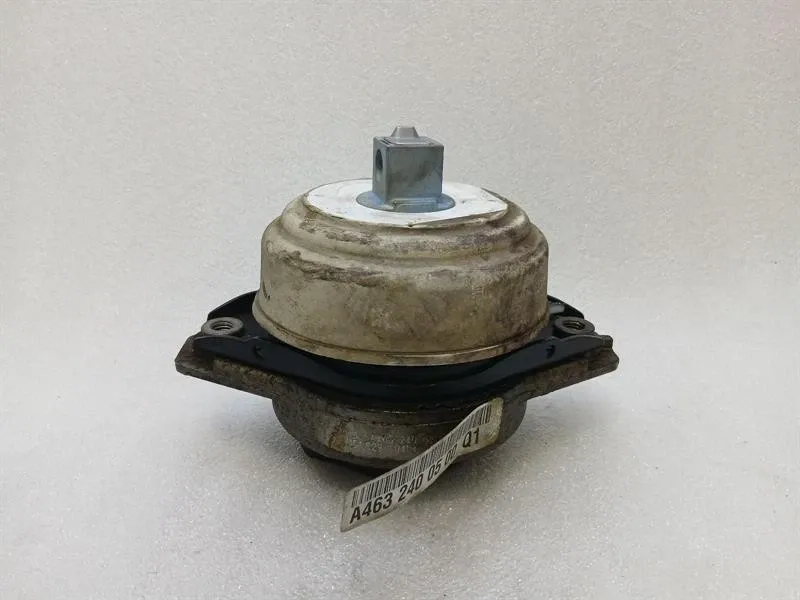 Mercedes G-Wagen W463 Engine Mount A4632400500 Engine Mount