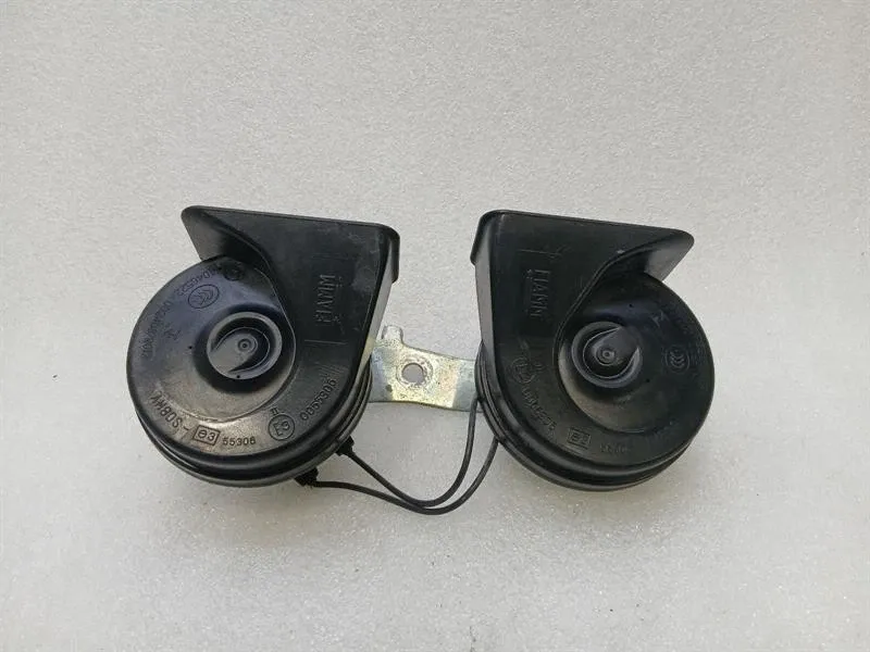 Ferrari California F149 08-14 4.3 Horn Set 204704 Horn Fanfare Set