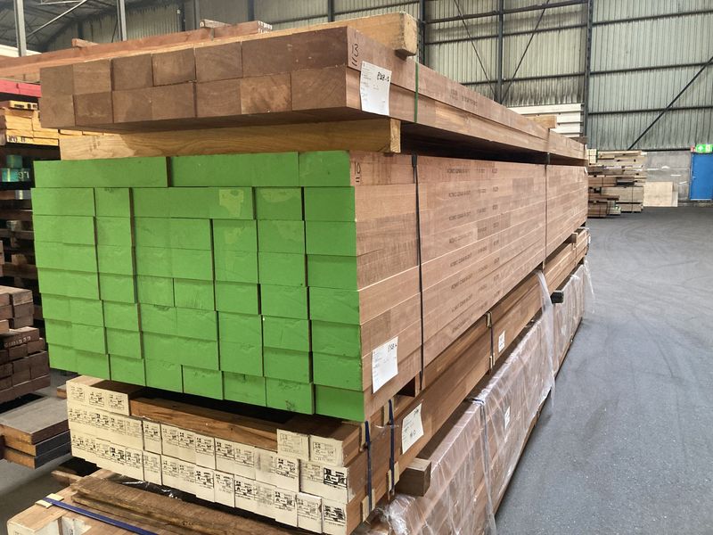 MOABI – Brut winddroog 42 × 120 mm – 2,45m