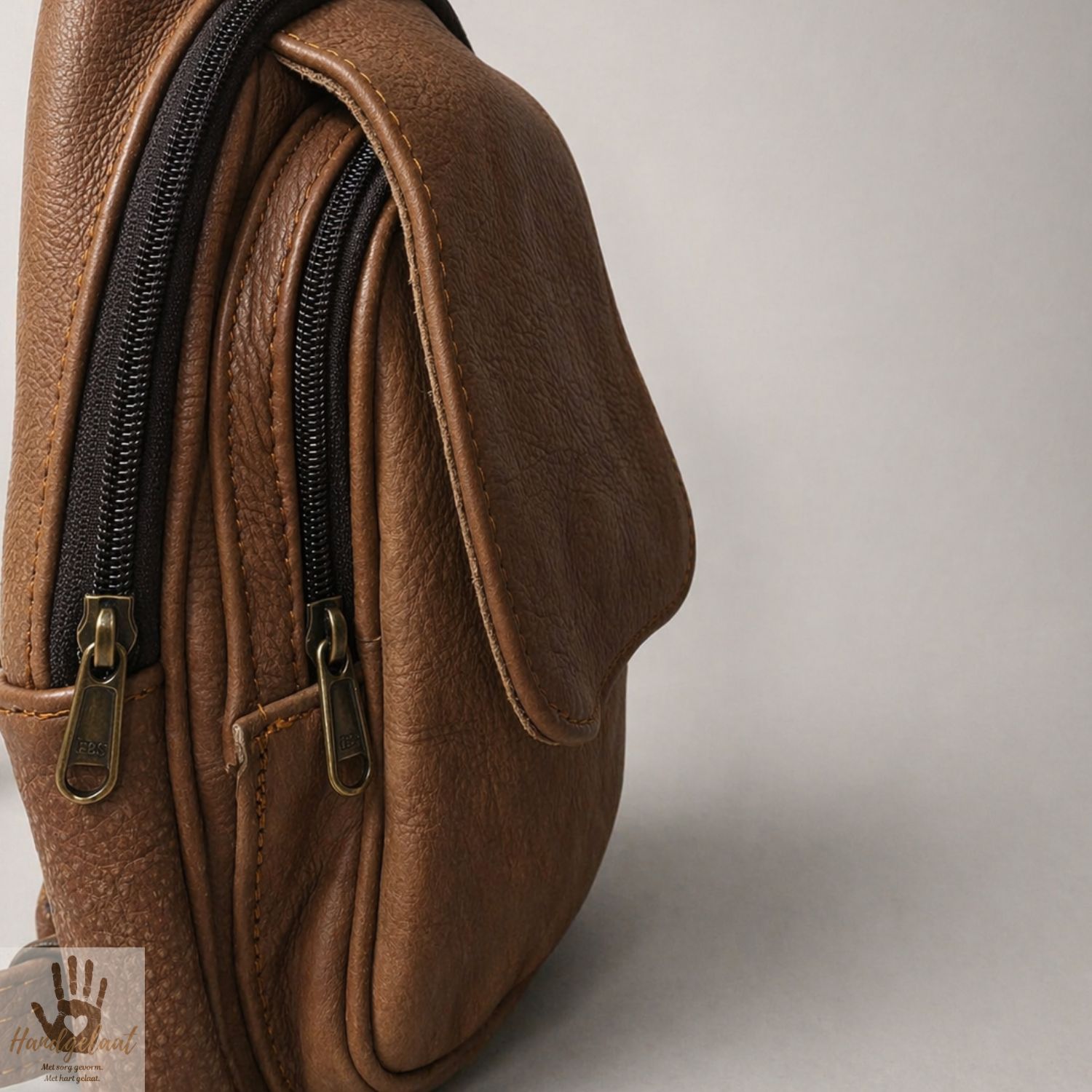 The City Walker | Unisex Leather Crossbody Sling