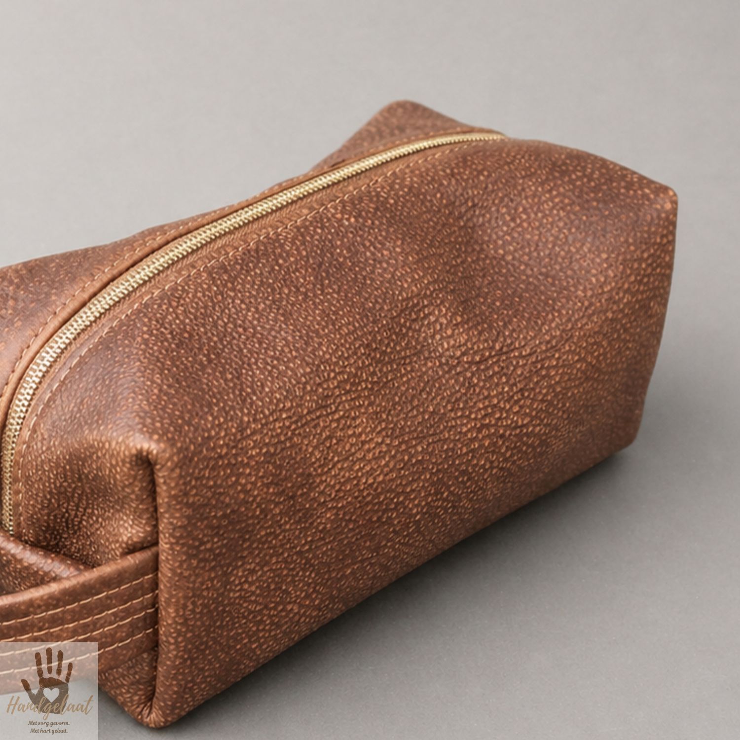 The Kalahari | Buffalo Leather Toiletry Bag