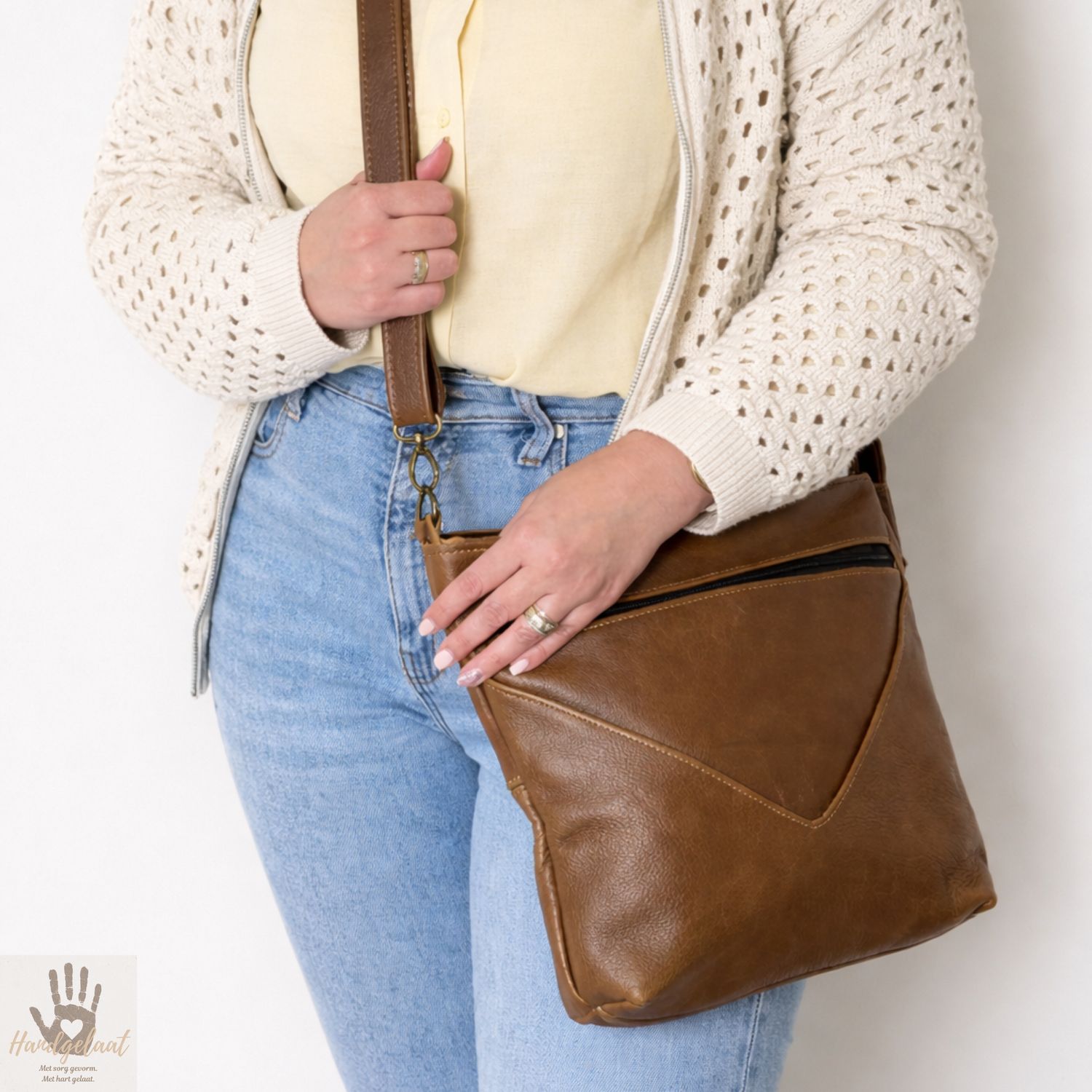 The Wanderer | Lightweight Leather Sling Bag