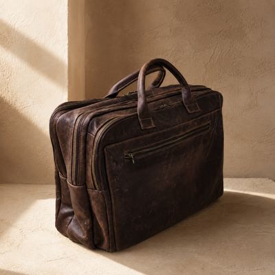 Custom Leather Orders | Handgelaat
