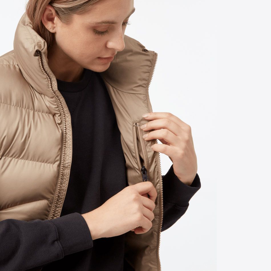 tentree W Cloud Shell Puffer Vest Pine Bark