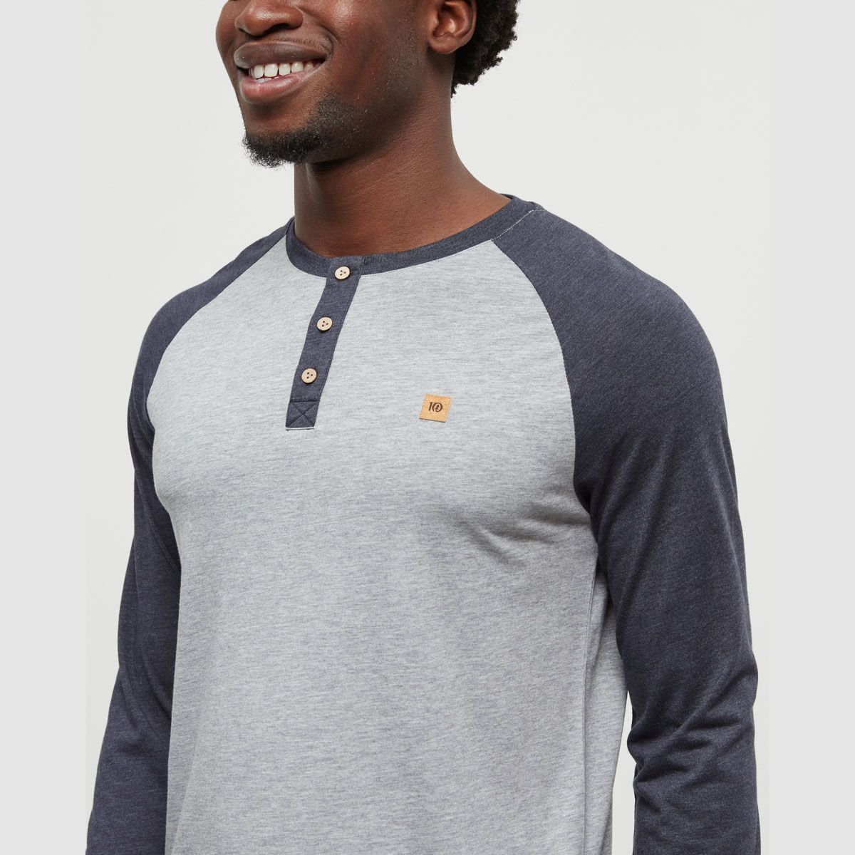 tentree M Baker Henley Harbour Grey/Midnight Blue