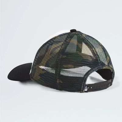 The North Face Mudder Trucker Black/ White/Black Camo Small Print OS