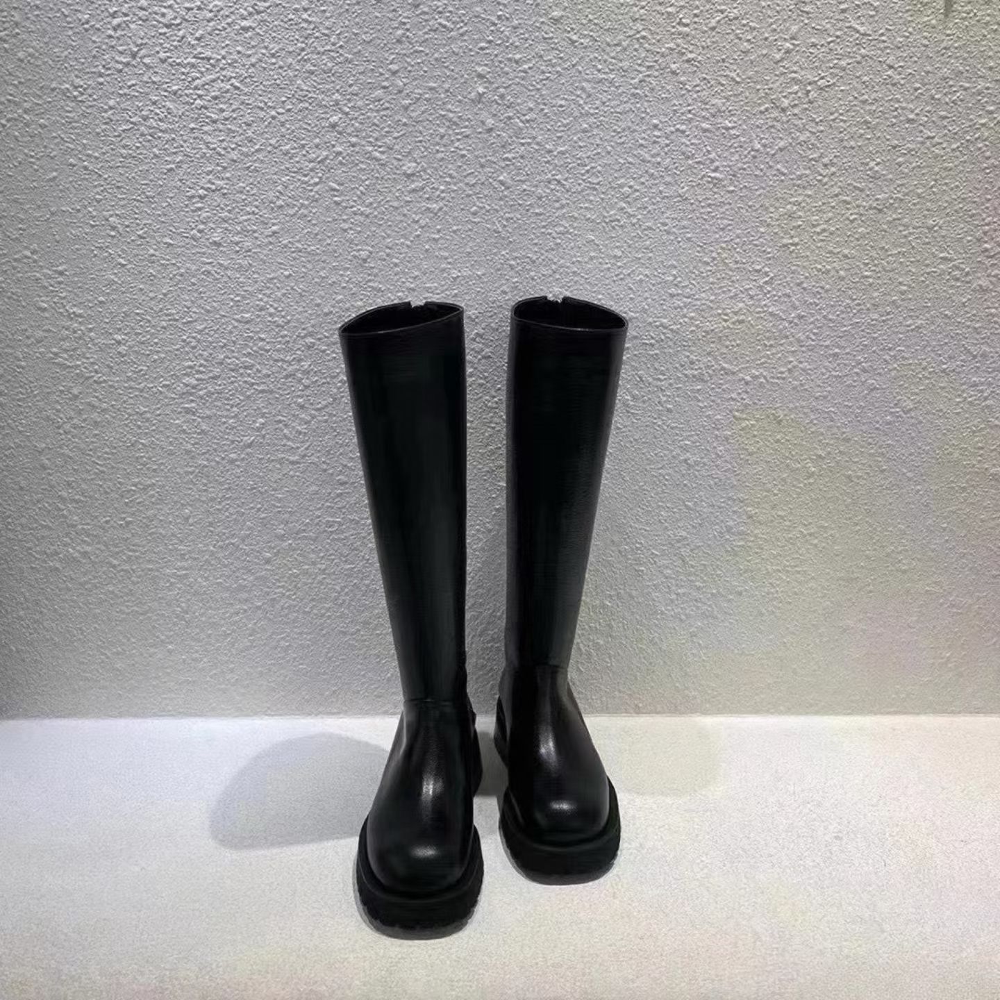 Calfskin Knee-High Boots DB258