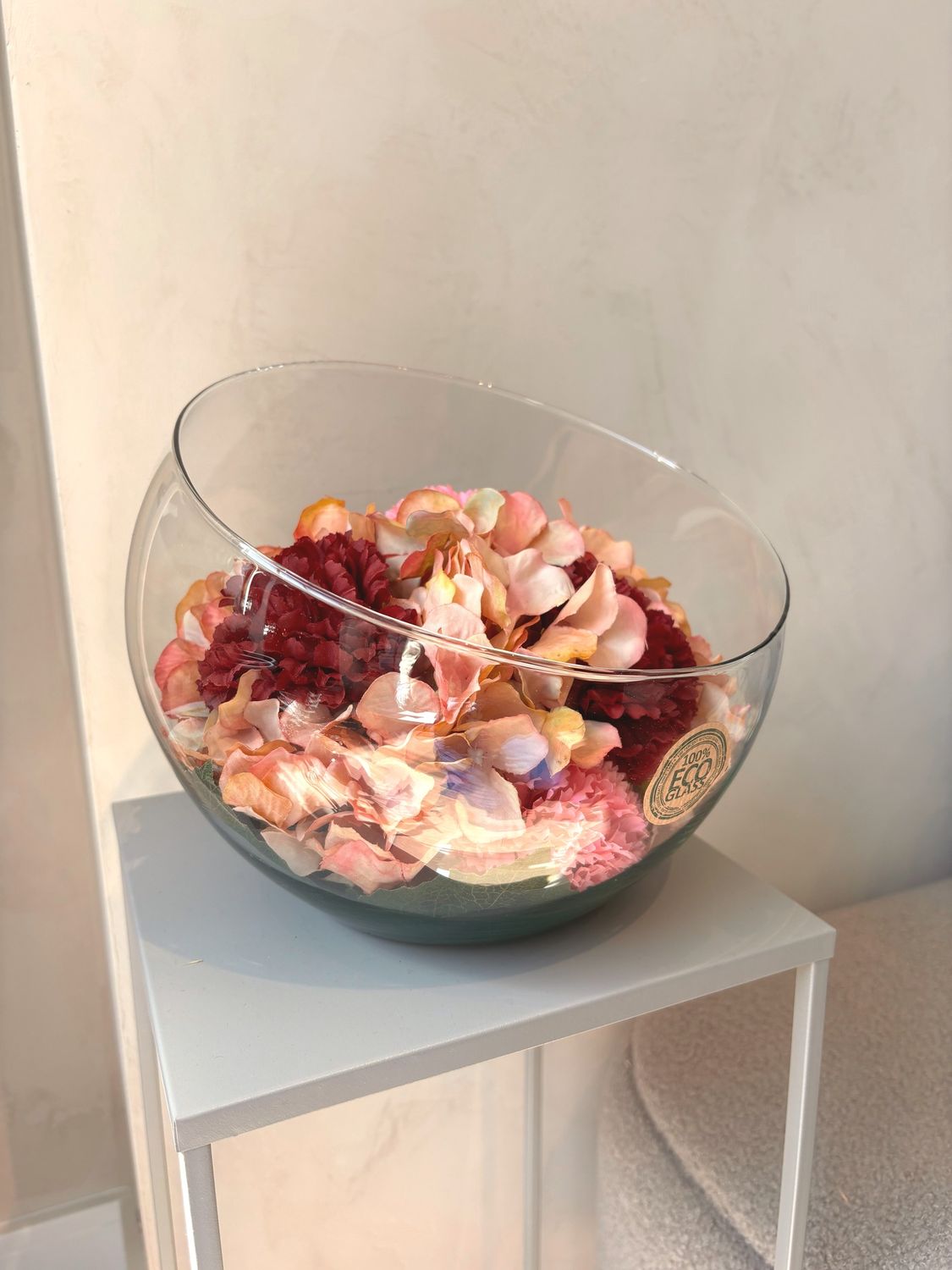 Eco schaal Bob  met kunstbloemen