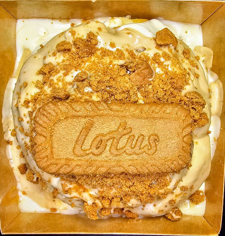 Biscoff Cinnamon Roll