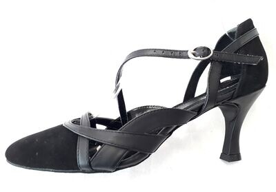 SALE Capezio JULIA LATIN