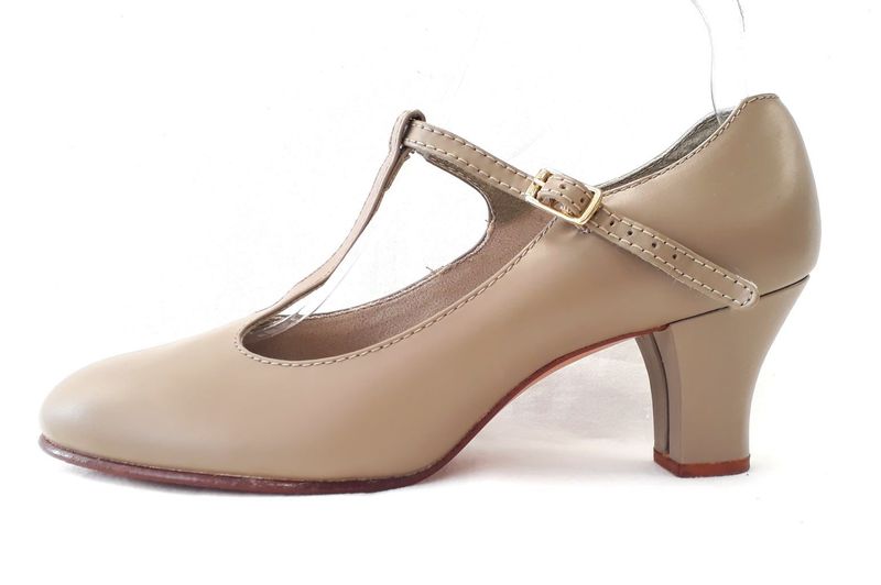 SALE Capezio  T-Bar 700