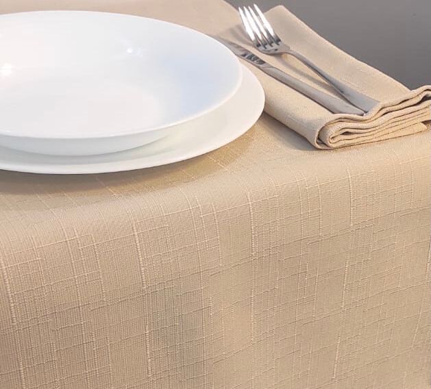 Tovaglia ovale, 130 x 260 cm, struttura damascata con cerchi, non necessita di stiratura, antimacchia, #1315 (rosa anticato