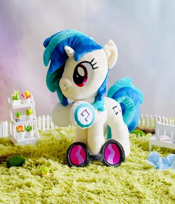 My Little Pony DJ Pon-3 (Vinyl Scratch) Plush My Little Pony DJ Pon-3 (Vinyl Scratch) Plush