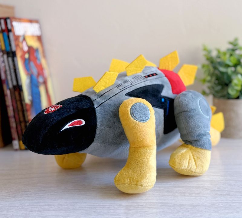 Transformers: Snarl Plush Exclusive