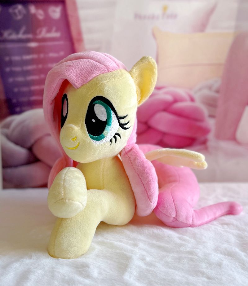 My Little Pony: Cuddle Fluttershy