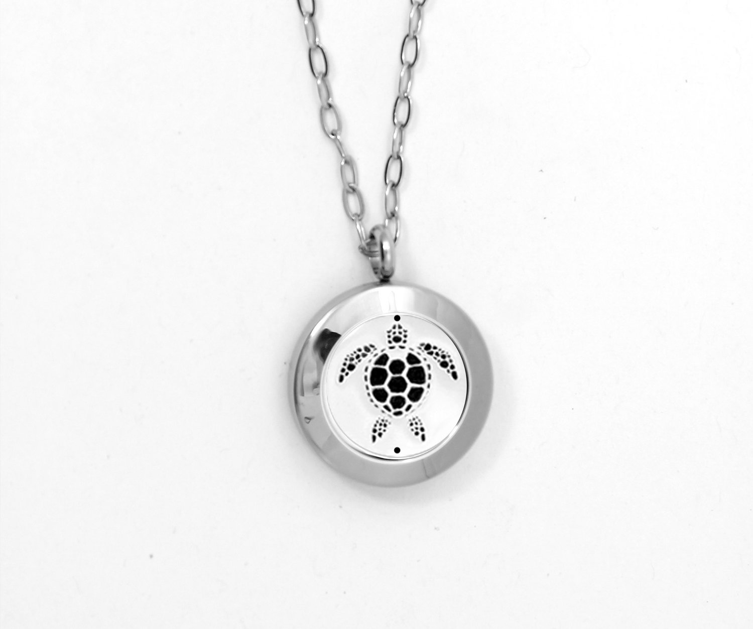 Round Sea Turtle Twist Locket Necklace w/Stainless Steel Chain - *Interchangeable*